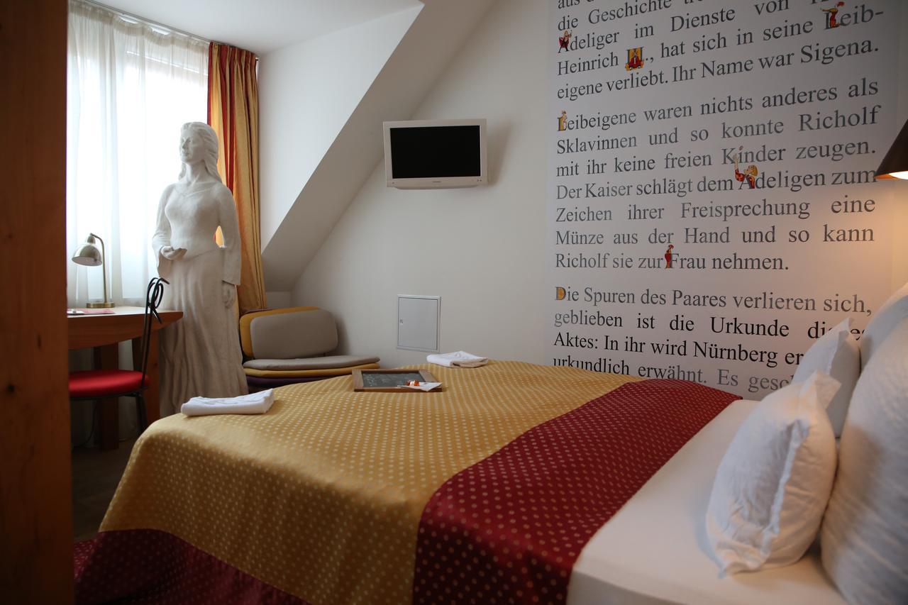 Hotel Drei Raben Norimberga Esterno foto